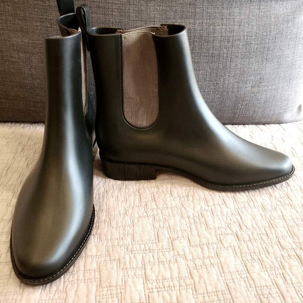 Melissa Chelsea Rain Boot 🌧 👢